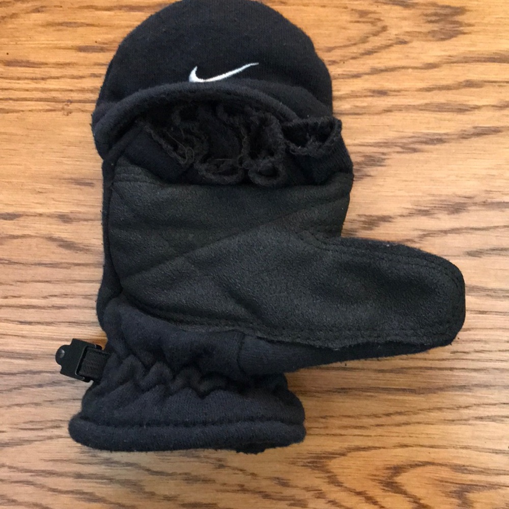 Nike Gloves - Picture 6 of 6